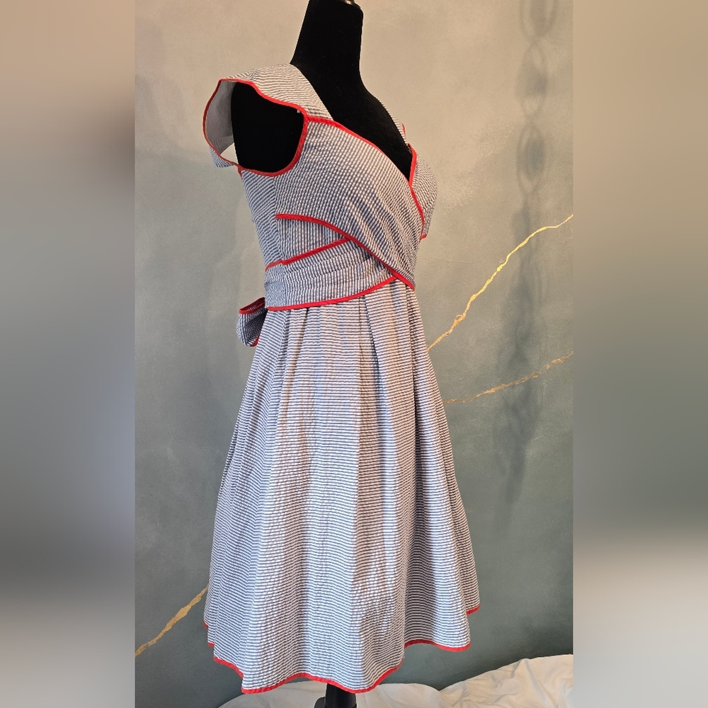 NWOT Seersucker Blue White Striped Dress Sweetheart Neck Cap Sleeve Tie Back S - Picture 3 of 10